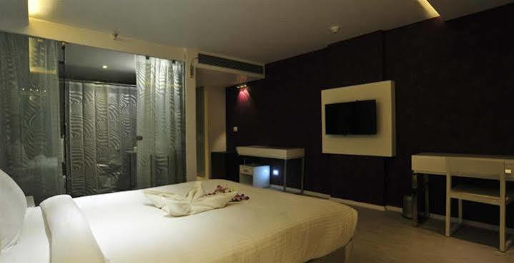 Grand Nakshatra Hotel Ānand Dış mekan fotoğraf